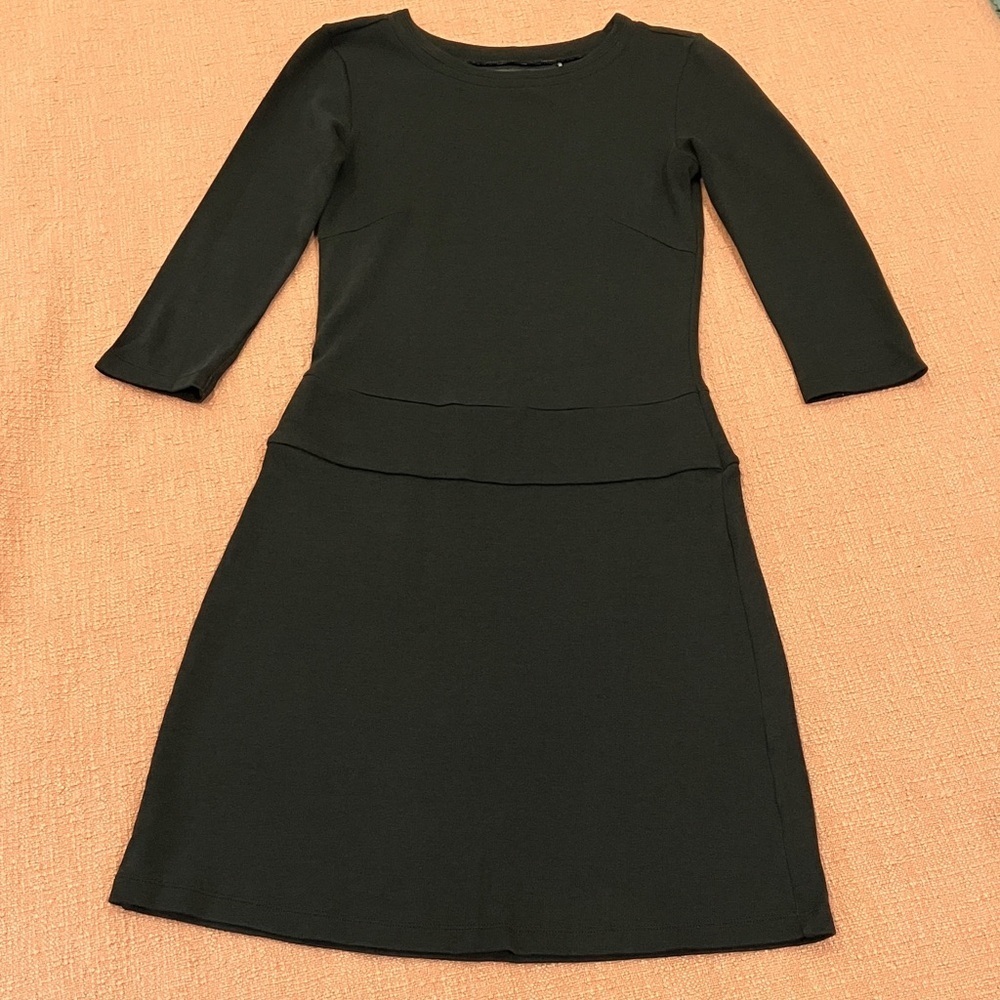 Toad&Co eco tencel lyocell cotton blend Black Midi Dress with discrete pocket